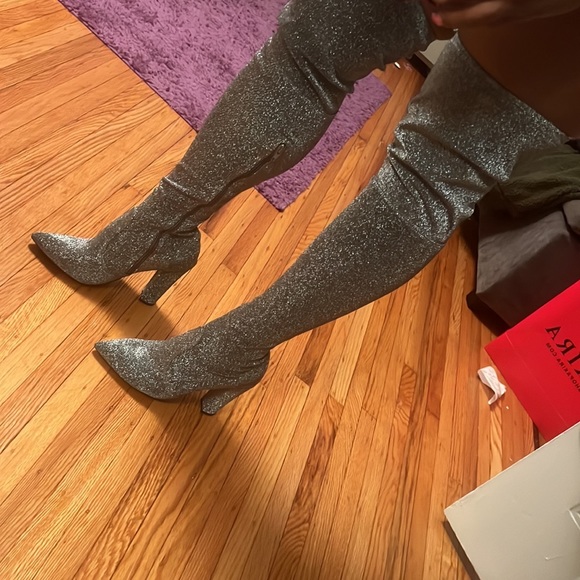 Thigh high shimmer boot - Picture 1 of 7